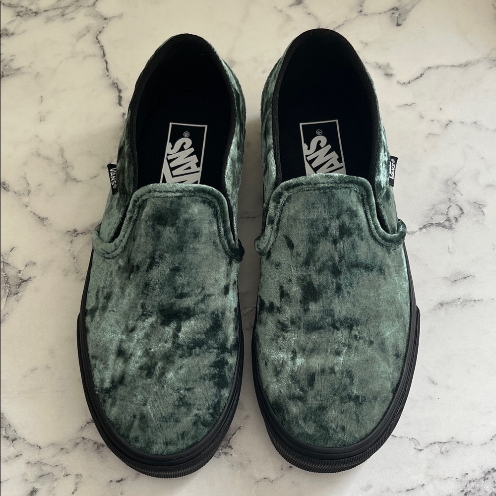 Velvet Dark Green Slip On Vans